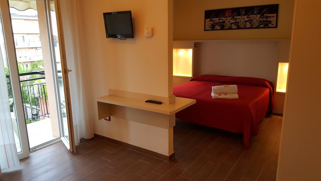 Hotel Perla Verde Rimini Cameră foto